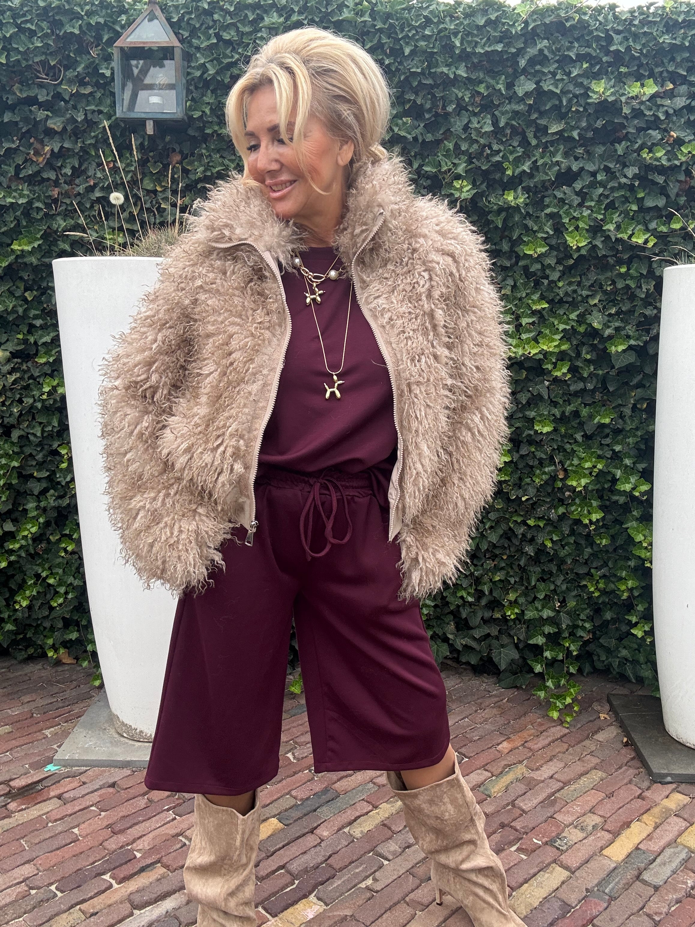 Jas Kort Model Curly Chic Beige